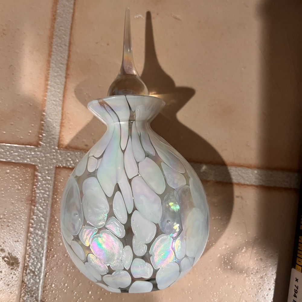 Vintage Russ Berrie Company Iridescent Blown Glass Perfume Bottle Mottled Vanity - Picture 12 of 12